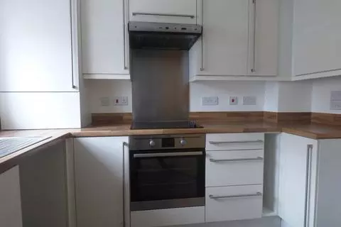 2 bedroom terraced house to rent - View 2