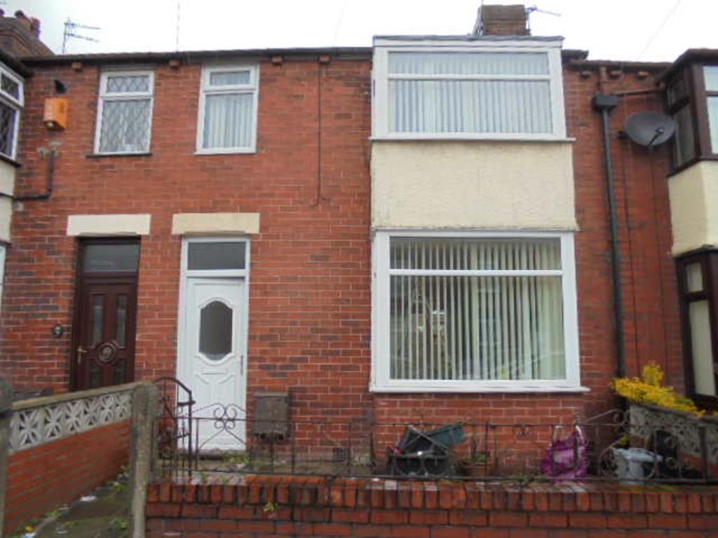 New Street, St Helens 3 bed terraced house £575 pcm (£133 pw)