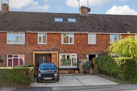 2 Fleming Road, Winchester, SO22 6EE
