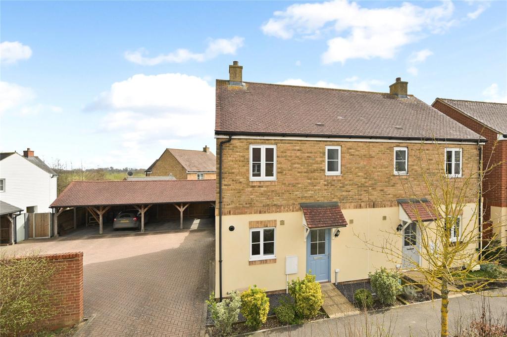 Damara Way, Kingsnorth, Ashford, TN25 3 bed semidetached house £295,000