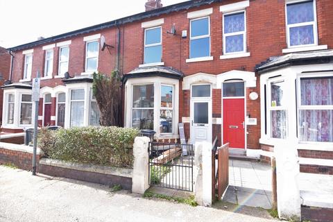 3 bedroom terraced house to rent, Oxford Road, Blackpool