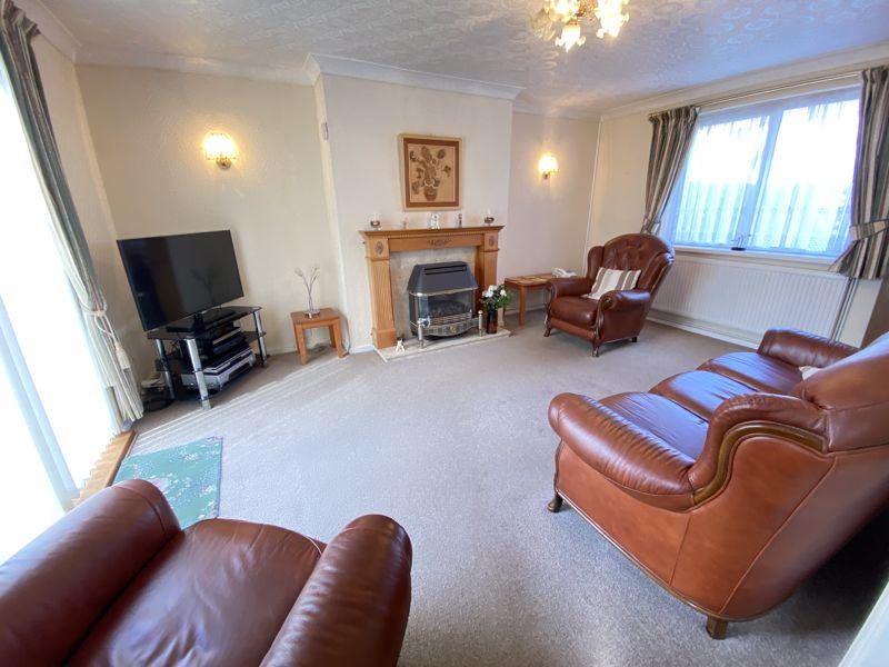 9 PorthYGreen Close, Llanblethian, Cowbridge, The Vale of