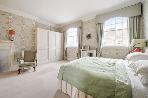 2 bedroom flat for sale, Harley Street, London, W1G