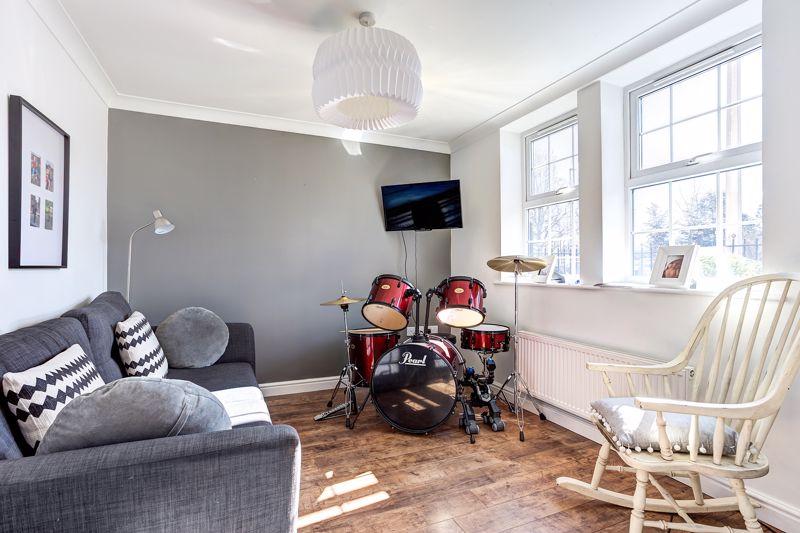 Study/playroom/sitting room