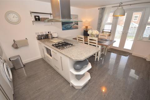 17 Alva Close, Guiseley, Leeds, LS20 9PS
