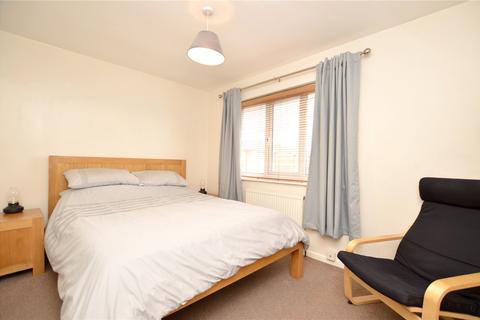 19 Bath Road, Bramley, Leeds, LS13 3BP