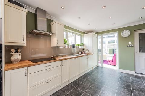 59 Addingtons Road, Great Barford, Bedford, MK44 3HT