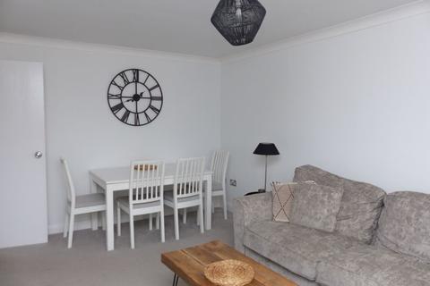 28 Moore Close, Sutton Coldfield, B74 4XY