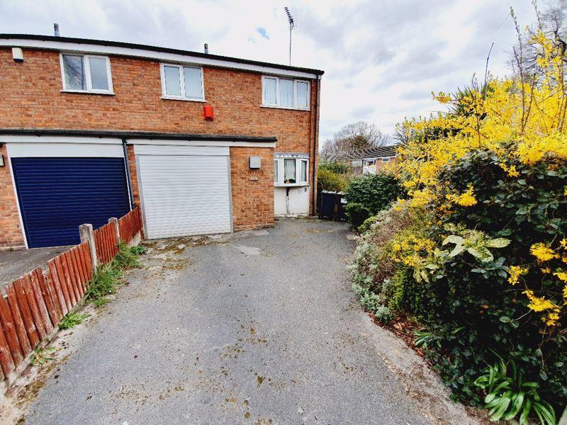 Orphanage Road, Erdington Birmingham... 3 bed semidetached house £