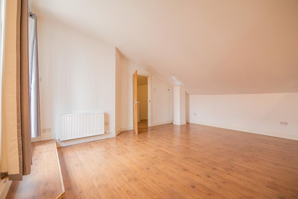 Top floor bedroom / living room