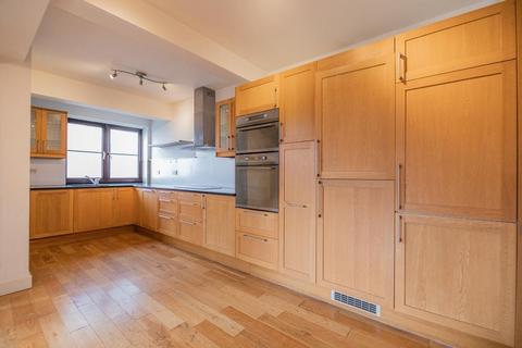 undefined, Dickinson, Manchester, Greater Manchester, M1 4LX