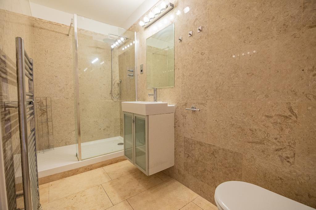 Ground floor bathroom