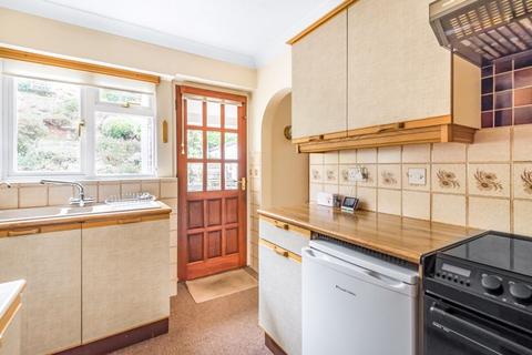 10 Bower Road, Wrecclesham, Farnham, GU10 4ST