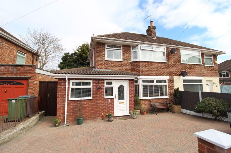 Sherwood Drive, Bebington 3 bed semidetached house £240,000