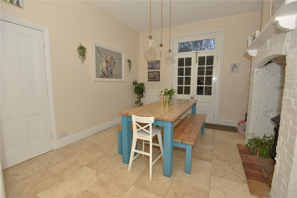 Breakfast Room