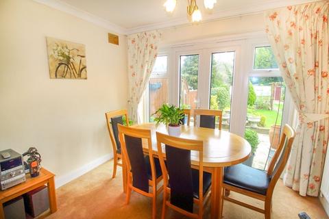 29 Beverley Road, Whyteleafe, CR3 0DW
