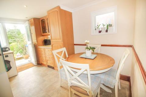 29 Beverley Road, Whyteleafe, CR3 0DW