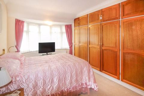 29 Beverley Road, Whyteleafe, CR3 0DW