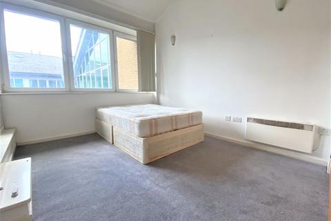 2 bedroom apartment to rent, The Grainstore, Western Gateway, London