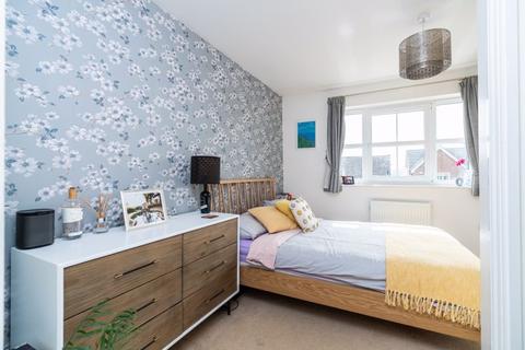 43 Alma Road, Chesham, HP5 3HD