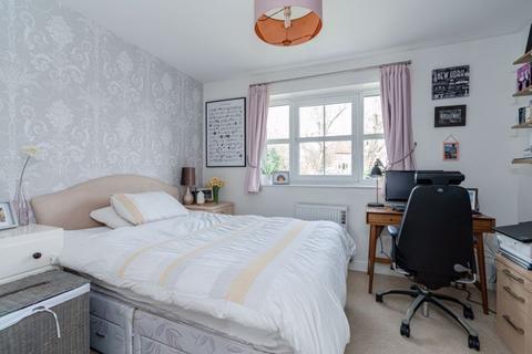 43 Alma Road, Chesham, HP5 3HD
