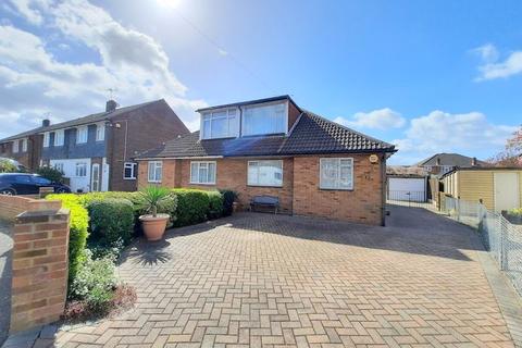 15 The Gardens, Feltham, TW14 9PP
