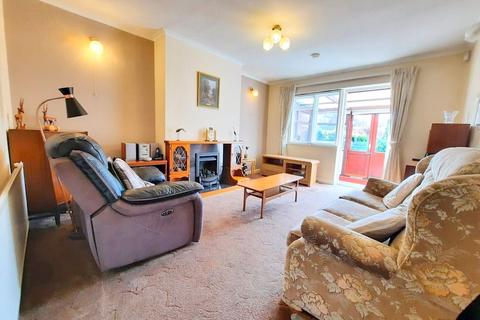 15 The Gardens, Feltham, TW14 9PP