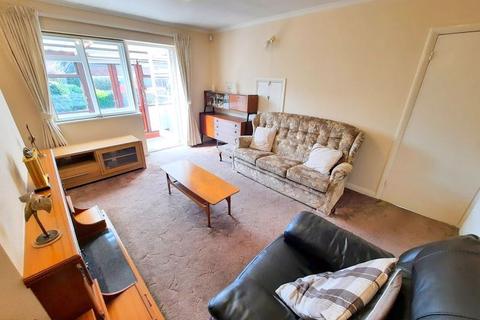 15 The Gardens, Feltham, TW14 9PP