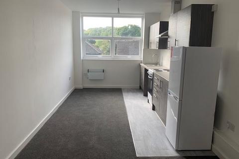 1 bedroom flat to rent, Shire House, Dallow Road, Luton