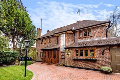 46 Pine Grove, London, N20 8LA