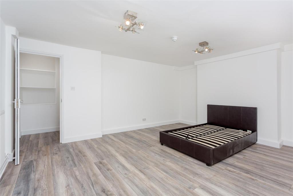 Flat 2, 56-58 Crowndale Road, NW1 1 TP-002.jpg