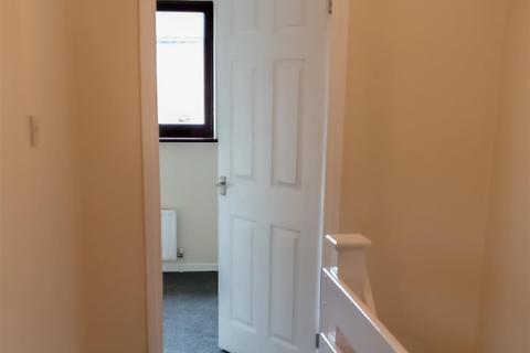 37 Henley Deane, Northfleet, Gravesend, DA11 8SU