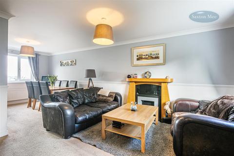 92 Bell Hagg Road, Sheffield, S6 5BS
