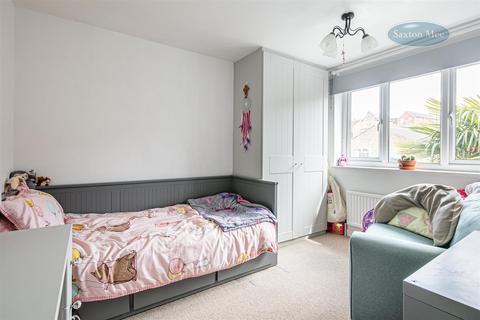 92 Bell Hagg Road, Sheffield, S6 5BS