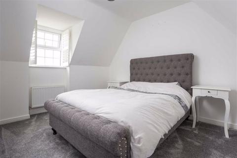 5 Leconfield Drive, Wetherby, LS22 6BF