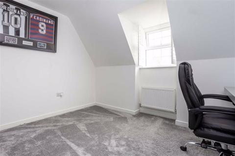 5 Leconfield Drive, Wetherby, LS22 6BF