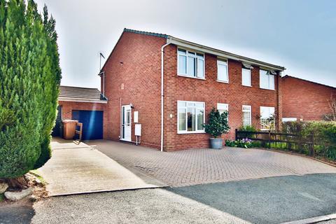 8 Bishops Avenue, Worcester, WR3 8XA