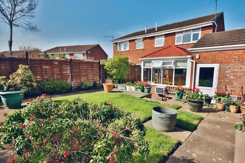 8 Bishops Avenue, Worcester, WR3 8XA