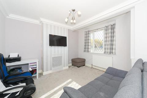 65 Derek Avenue, West Ewell, Epsom, KT19 9HP