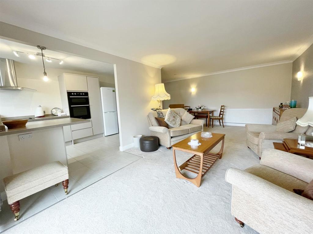 Lounge with dining area