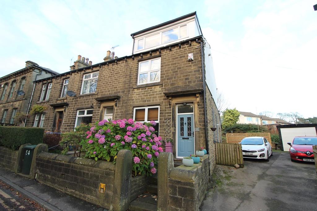 Colne Road, Oakworth, Keighley, BD22 3 bed end of terrace house £179,995