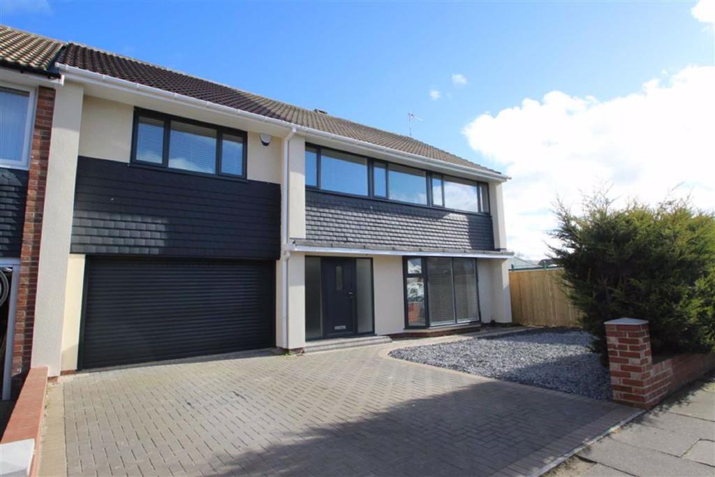 Chiltern Road, Preston Grange, NE29 5 bed link detached house £395,000