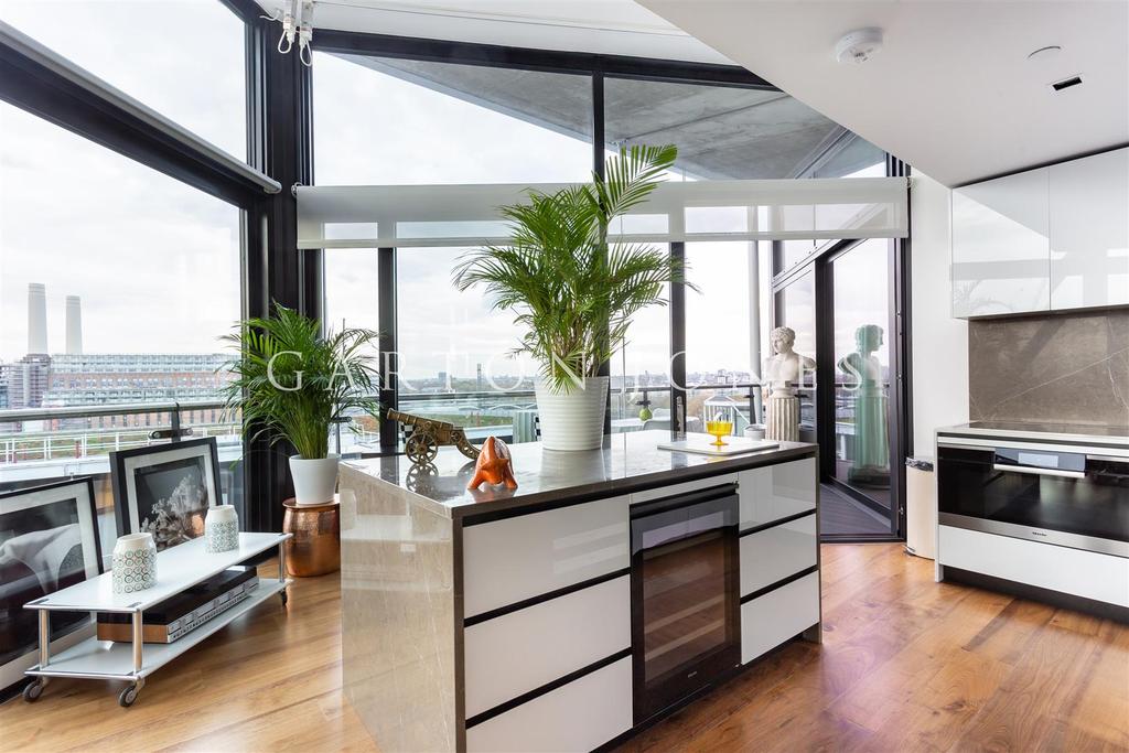 0611202018 GARTNV Apartment 74, 4 Riverlight Quay