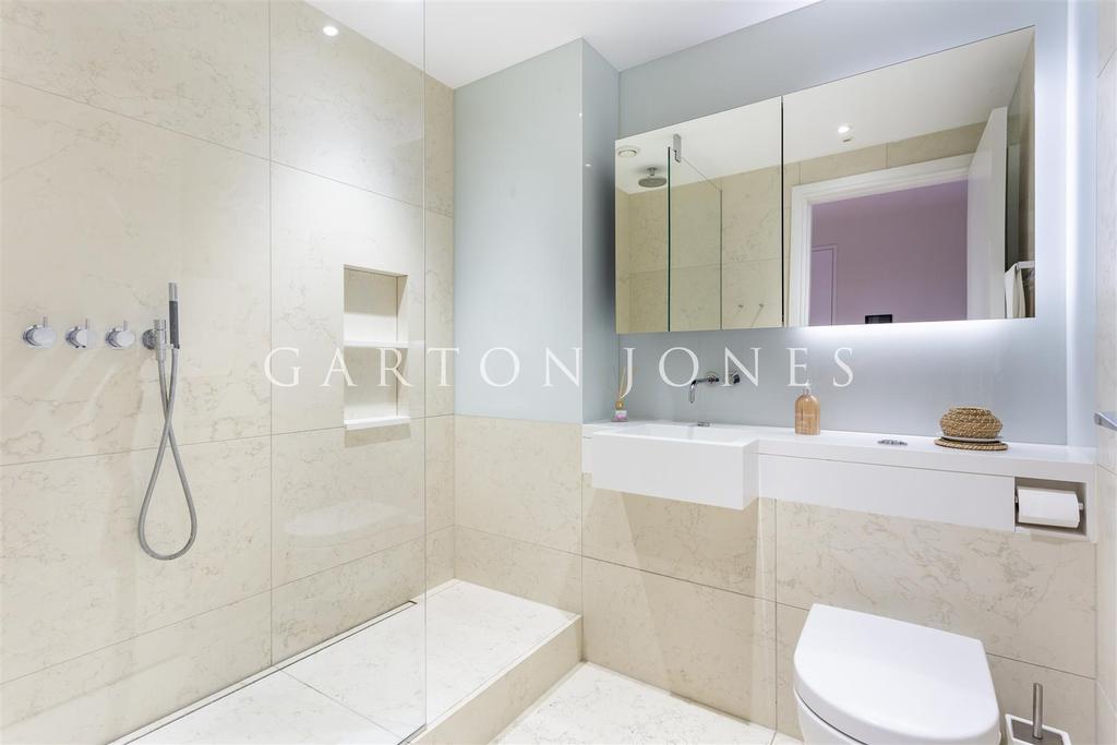 0611202018 GARTNV Apartment 74, 4 Riverlight Quay