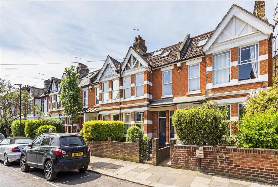 Avondale Road, Mortlake, SW14 2 bed flat £725,000
