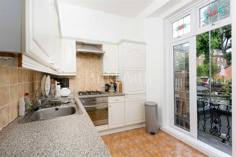 Flat 3, 2 Tasker Road, London, NW3 2YR