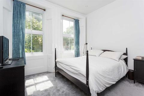 Flat 3, 2 Tasker Road, London, NW3 2YR