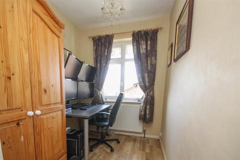 11 Tern Way, Brentwood, CM14 5NY