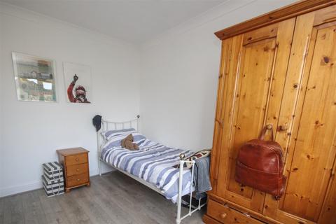 11 Tern Way, Brentwood, CM14 5NY