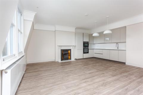 3 bedroom flat to rent, Aberdare Gardens, South Hampstead NW6